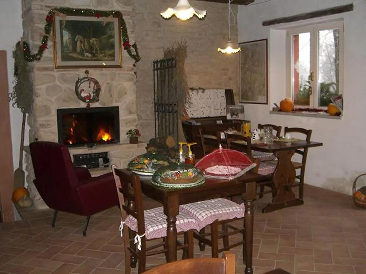 萨索马可尼Agriturismo Piccola Raieda别墅 农家乐